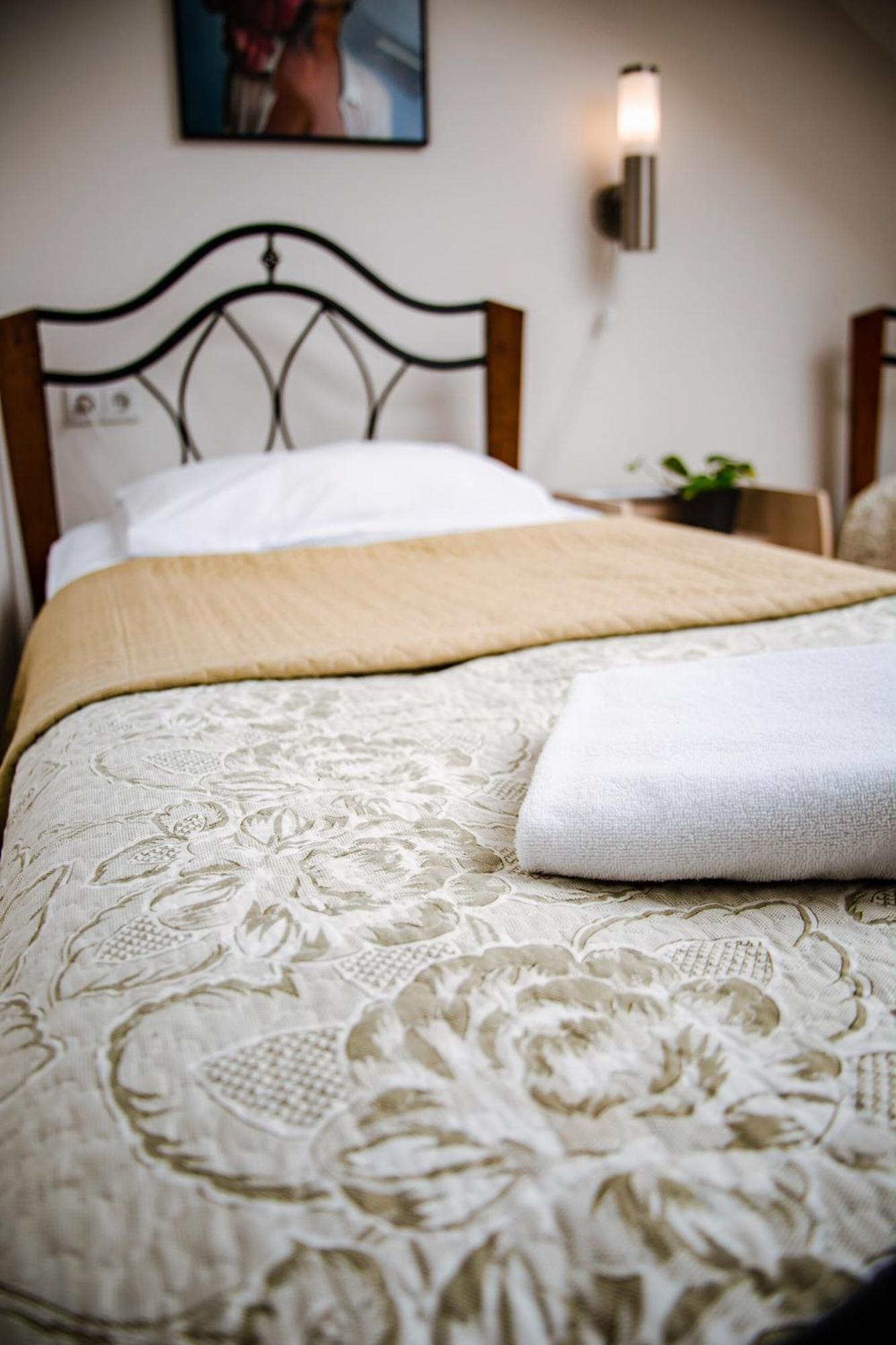 Hotel Pas Katina Panevezys Ngoại thất bức ảnh
